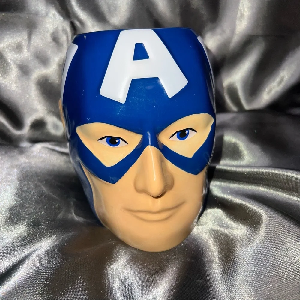 Marvel Captain America Collectible Coffee‎ Cup Mug Red White and Blue